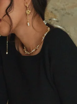 Boucles d'Oreilles Pendantes Fleur Camille