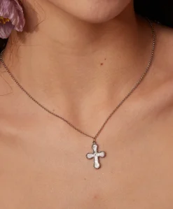 Collier À Pendentif Mini Croix En Argent