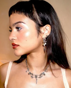 Collier À Pointes de Ballade Effrontée
